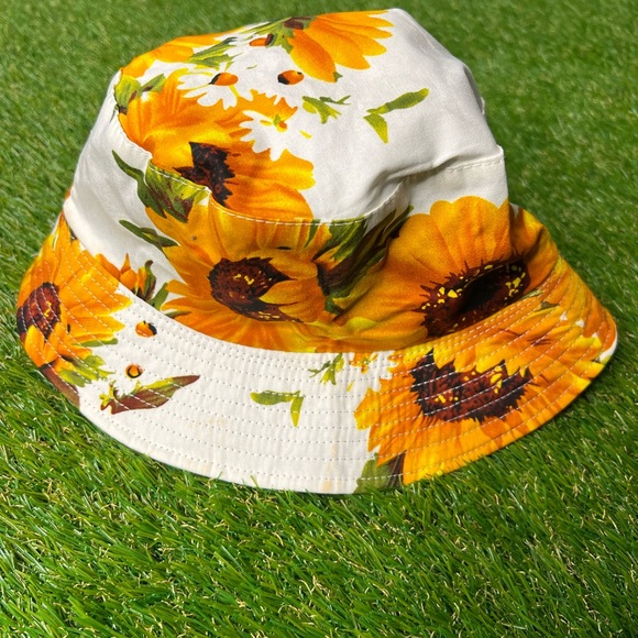 Sunflower bucket hat - Picture 2 of 2